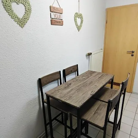 Zimmervermietung38 - Nebel Homestay *